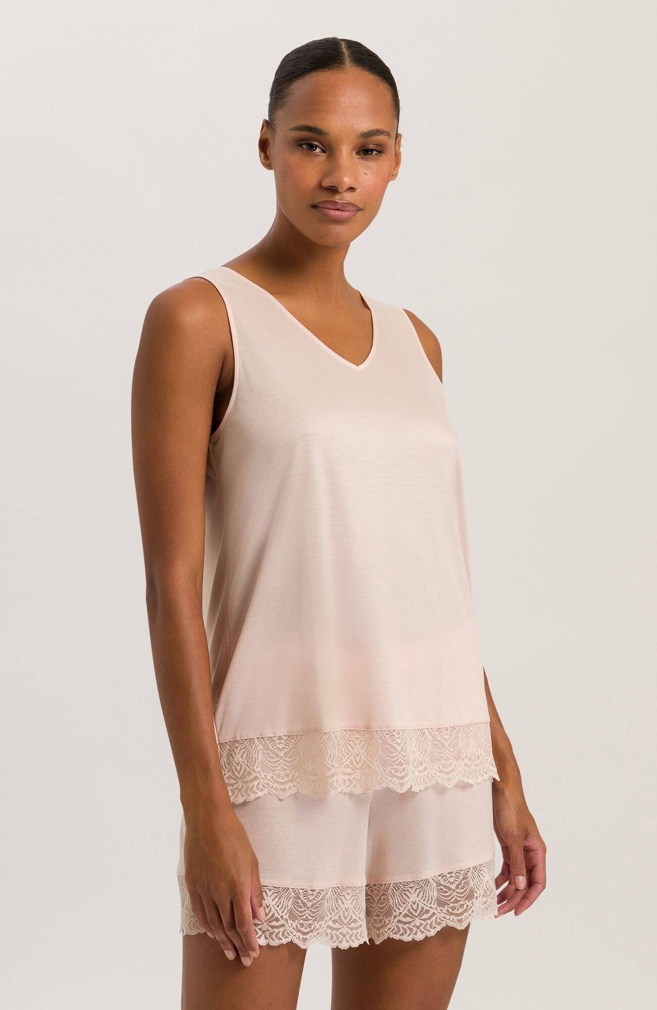 Пижама с кружевом