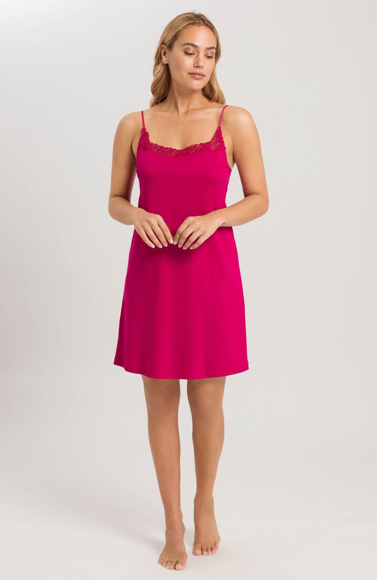 Комбинация с кружевом. Цвет Фуксия (072462)