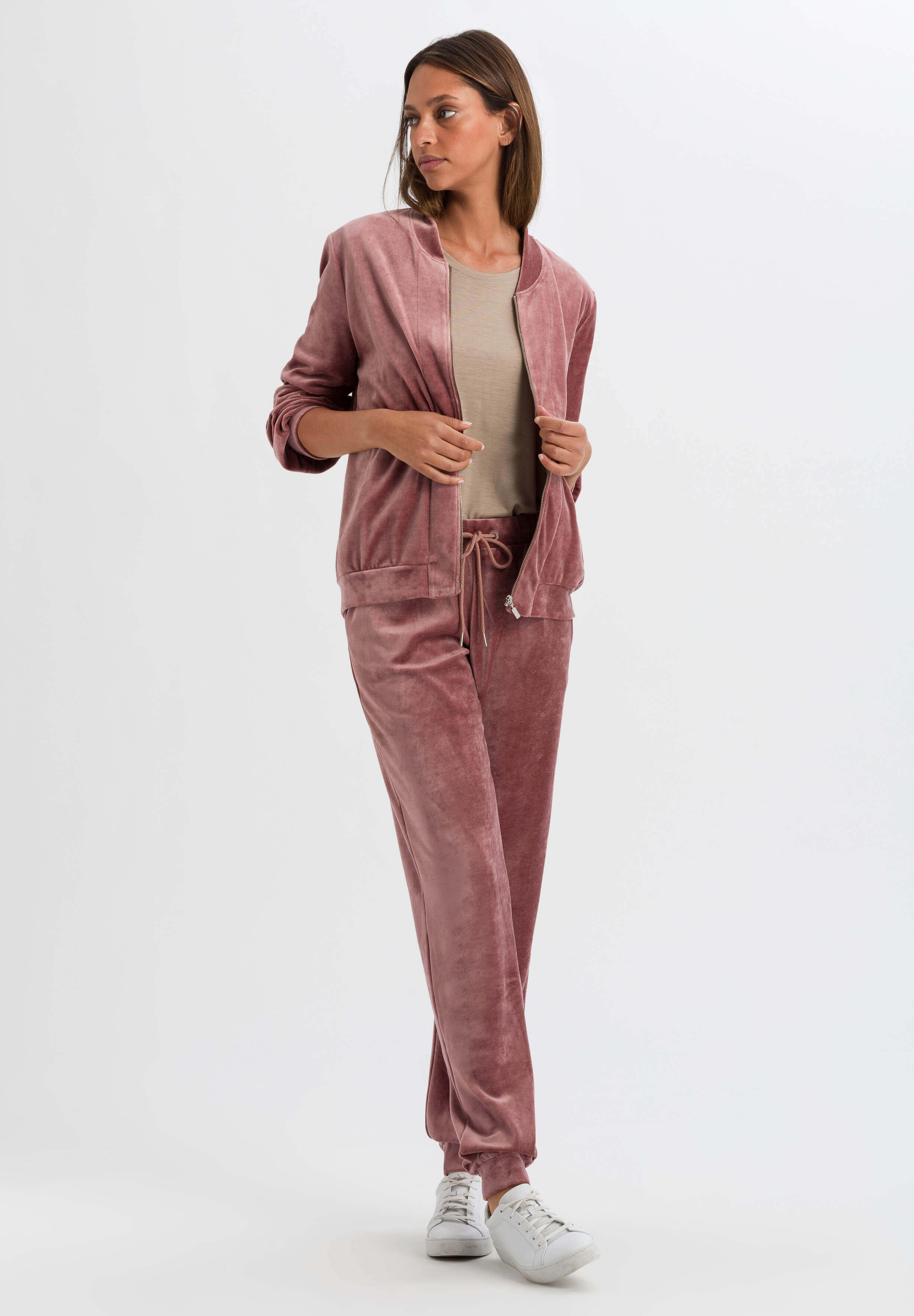 Джоггеры из велюра. Цвет Розовый (071369)