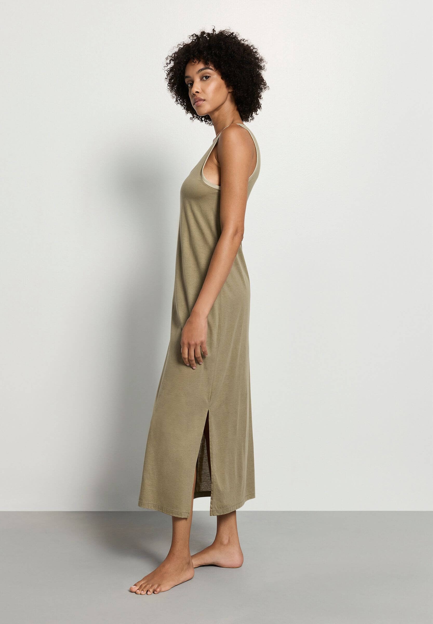 Ночная сорочка из модала и хлопка. Цвет Оливковый (072727)