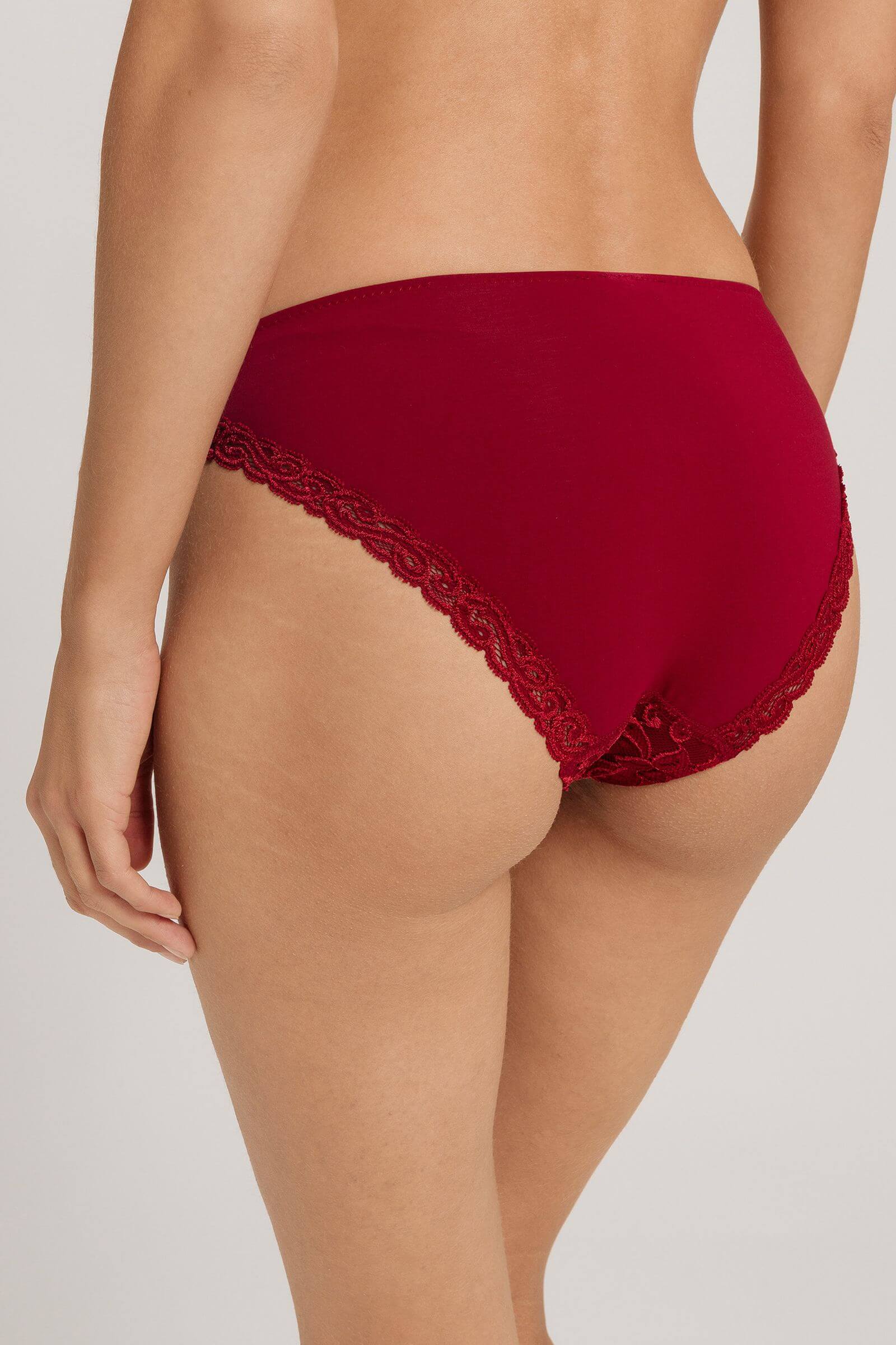 Трусы слипы с цветочным кружевом. Цвет Красный (2418)